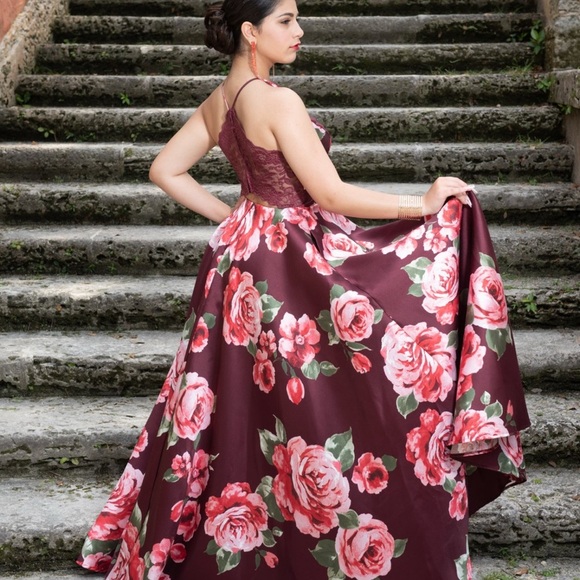 Floral Halter Maxi Dress - Picture 2 of 4